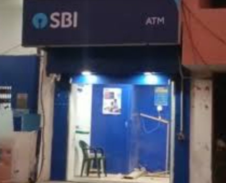 ଏଟିଏମ କାଟି ଟଙ୍କା ଲୁଟି ନେଲେ ଦୁର୍ବୃତ୍ତ