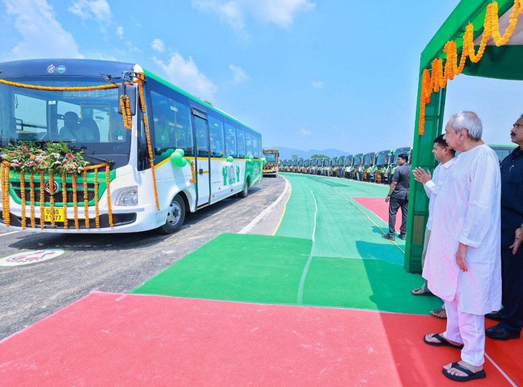 କୋରାପୁଟରେ ଗଡିଲା ଲକ୍ଷ୍ମୀ ବସ, ଉଦଘାଟନ କଲେ ମୁଖ୍ୟମନ୍ତ୍ରୀ