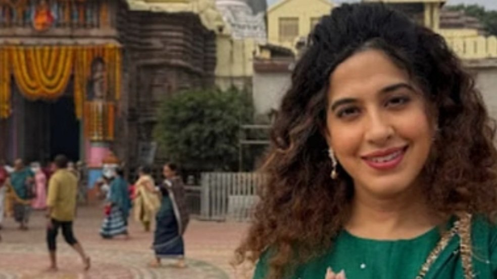  ଜଗନ୍ନାଥ ମନ୍ଦିରରେ ପ୍ରବେଶକୁ ନେଇ ବିବାଦ ପରେ ସୋସିଆଲ ମିଡିଆରେ ସ୍ପଷ୍ଟୀକରଣ ରଖିଲେ କାମିଆ ଜାନି 