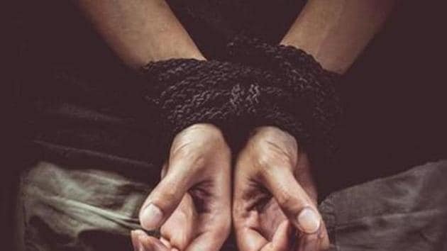 ଓଲା’ ଡ୍ରାଇଭରକୁ ଅପହରଣ କରି ୧୦ ଲକ୍ଷ ଟଙ୍କା ମାଗୁଛନ୍ତି ଅପହରଣକାରୀ