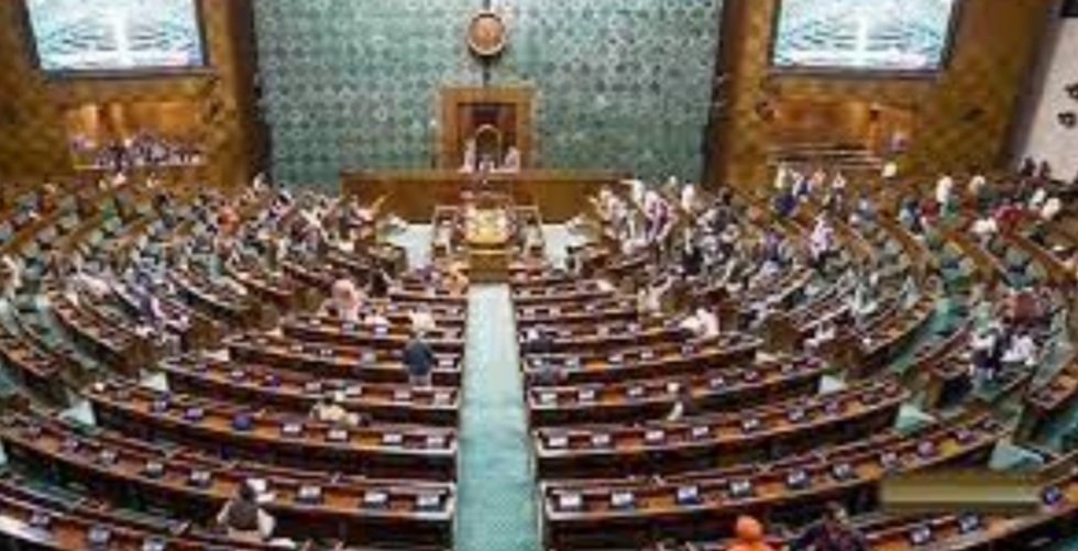 ଏପ୍ରିଲ ୩ରେ ସାରିବ ୩ ସାଂସଦଙ୍କ କାର୍ଯ୍ୟକାଳ, ଜାଣନ୍ତୁ କିଏ ?