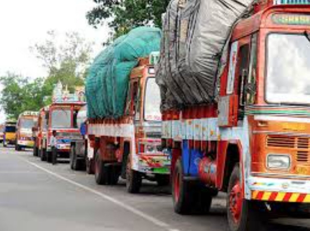  ହିଟ୍‌‌ ଆଣ୍ଡ ରନ୍‌‌ ମାମଲାରେ ଦଣ୍ଡବିଧାନ ବ୍ୟବସ୍ଥାକୁ ବିରୋଧ,  ଆଜିଠୁ ଓଡ଼ିଶା ଡ୍ରାଇଭର୍‌‌ ମହାସଂଘର ଷ୍ଟିଅରିଂ ଛାଡ଼ ଆନ୍ଦୋଳନ