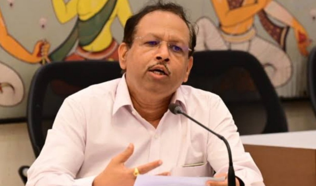 ପୁରୀରେ ସୌନ୍ଦର୍ୟ୍ୟକରଣ କାର୍ୟ୍ୟର ସମୀକ୍ଷା କରୁଛନ୍ତି ପ୍ରଦୀପ ଜେନା 