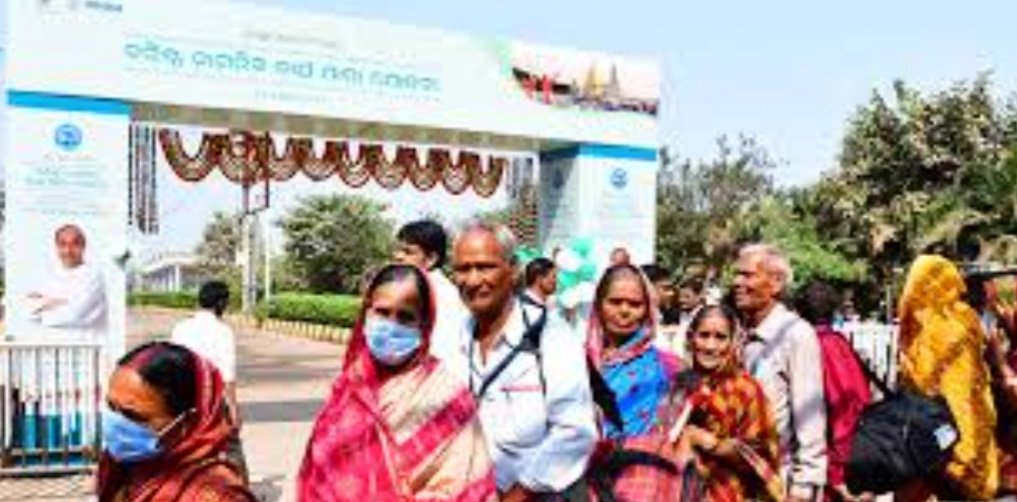 ଆଜି ବାଲେଶ୍ୱର ଷ୍ଟେସନରୁ ତୀର୍ଥଯାତ୍ରାରେ ଗଲେ  ୯୭୦ଜଣ ବରିଷ୍ଠ ନାଗରିକ