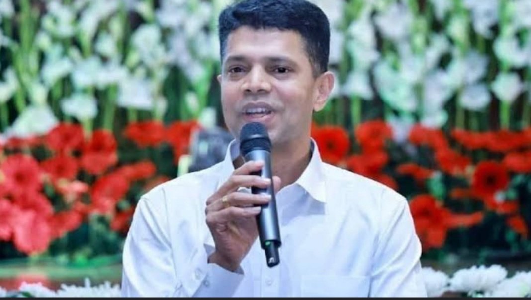 ୫-ଟି ଅଧ୍ୟକ୍ଷଙ୍କୁ ଭେଟି ଦାବିପତ୍ର  ପ୍ରଦାନ କଲେ ଭୁବନେଶ୍ୱର ଡ଼େପୁଟି ମେୟର
