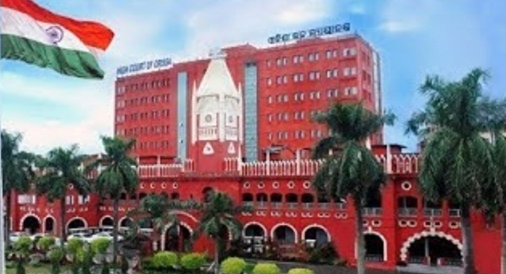 ହାଇକୋର୍ଟ ମୁଖ୍ୟ ବିଚାରପତିଙ୍କୁ ଗୋପନୀୟତାର ଶପଥ ପାଠ କରାଇଲେ ରାଜ୍ୟପାଳ