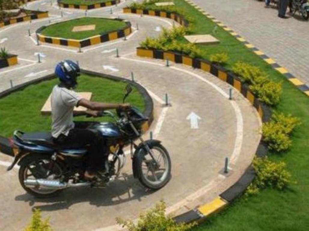 ପରିବହନ ବିଭାଗ ଆପଣାଇଛି ନୂଆ ନିୟମ, ଏଣିକି ଡ୍ରାଇଭିଂ ଟେଷ୍ଟର ପରୀକ୍ଷା କରିବ ଏଆଇ