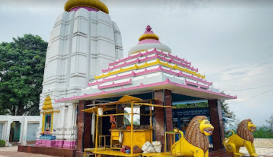 ଧବଳେଶ୍ୱରଙ୍କ ମହାଦୀପ ଉଠିବ ରାତି ୧ ଘଟିକାରୁ ୨ଘଟିକା ମଧ୍ୟରେ 