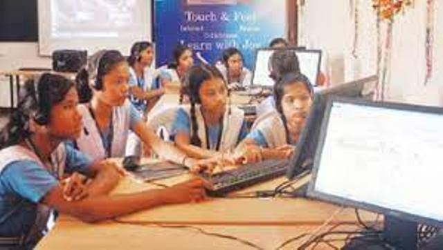 କମ୍ପ୍ୟୁଟର ଶିକ୍ଷୟିତ୍ରୀଙ୍କ ଚୁଟି ଟାଣି ପିଟିଲେ ପ୍ରଧାନ ଶିକ୍ଷୟିତ୍ରୀ