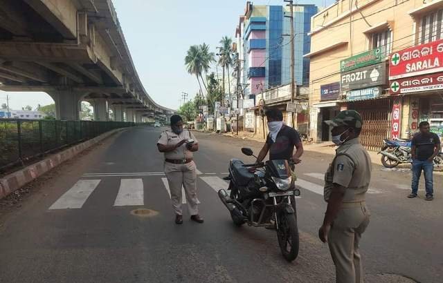 ପଜିଟିଭ ହାର କମିଛି, ହେଲେ ସ୍ଥିତି ଦେଖି ଅନଲକ୍ ନିଷ୍ପତ୍ତି ନିଆଯିବ 