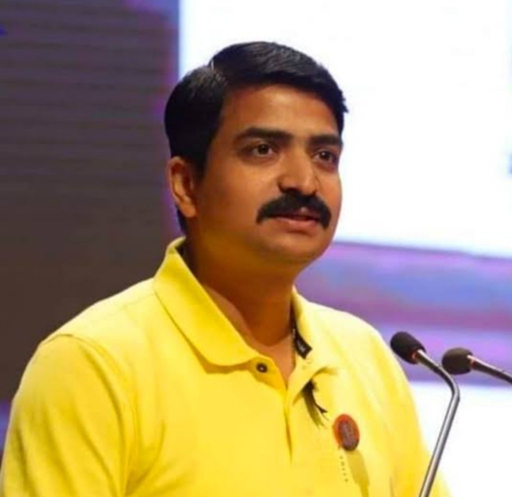 ବିଜେଡିରେ ସାମିଲ ହେଲେ ମନ୍ମଥ ରାଉତରାୟ