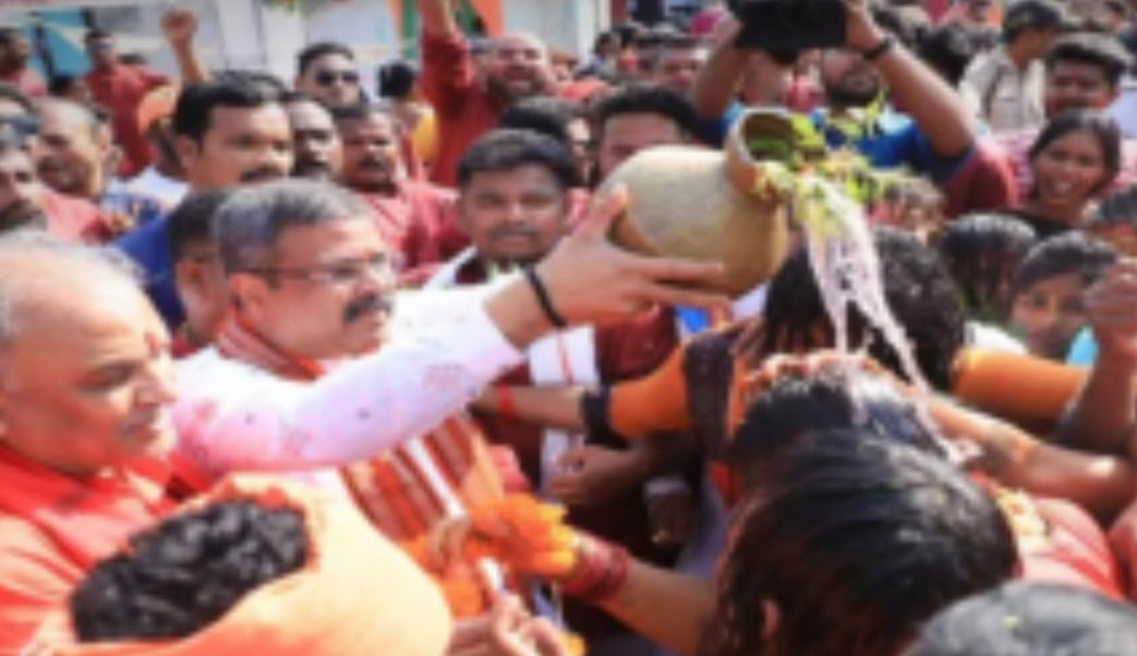 ସମ୍ବଲପୁରର ବିଭିନ୍ନ କାର୍ଯ୍ୟକ୍ରମରେ କେନ୍ଦ୍ରମନ୍ତ୍ରୀଙ୍କ ଯୋଗଦାନ 