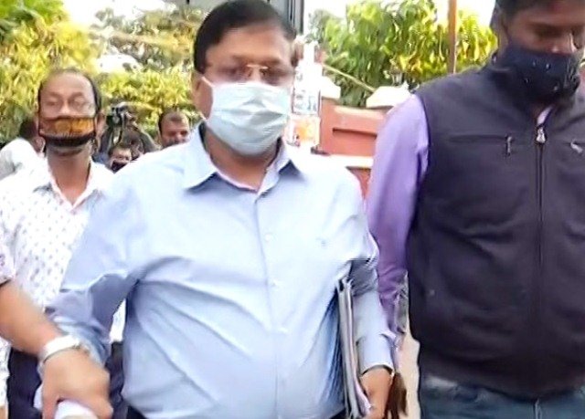 ଜେଲରୁ ମୁକୁଳିଲେ ପୂର୍ବତନ ଆଇଏଫଏସ୍ ଅଧିକାରୀ ଅଭୟକାନ୍ତ