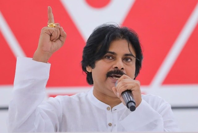 ପୱନଙ୍କ ପାଇଁ ଅଲ୍ଲୁଙ୍କ ଶୁଭେଚ୍ଛା : ‘ତୁମେ ଯେଉଁ ମାର୍ଗ ବାଛିଛ ସେଥିପାଇଁ ମୁଁ ସବୁବେଳେ ଗର୍ବିତ