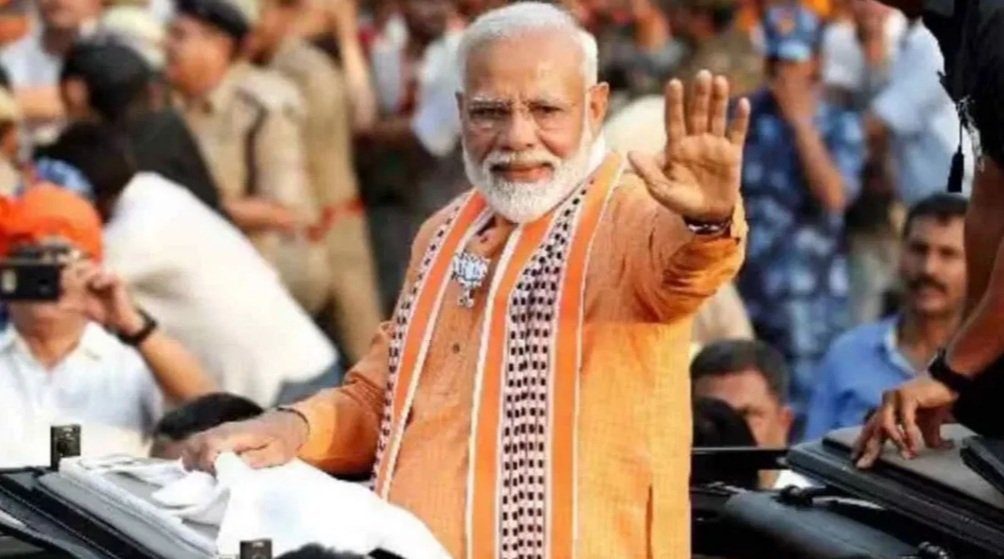 ମୋଦୀଙ୍କୁ ଦେଖିବାକୁ ବଡ଼ଦାଣ୍ଡ ପାଲଟିଲା ଜନ ସମୁଦ୍ର
