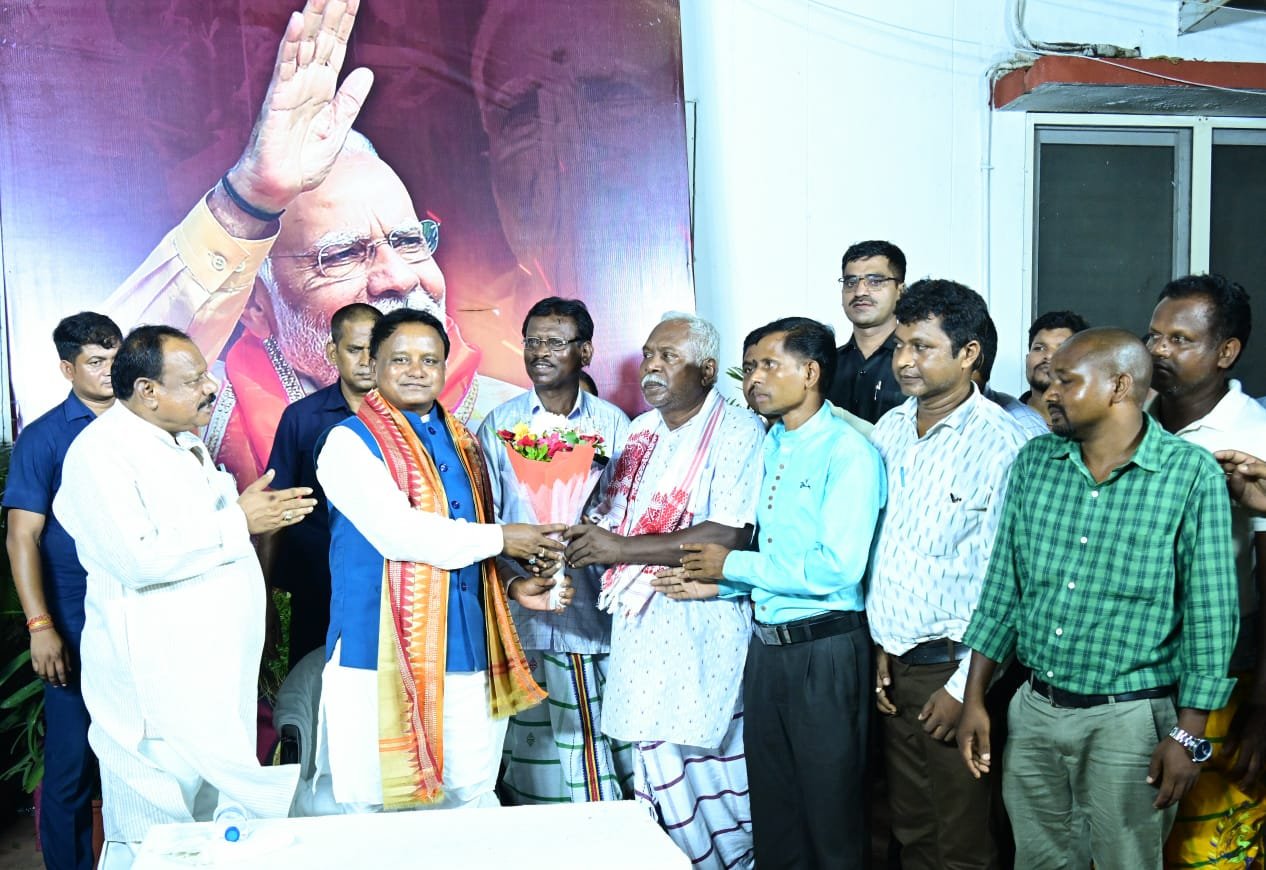 ଦାୟୀତ୍ୱ ଗ୍ରହଣ ପରେ ପ୍ରଥମ ଥର ପାଇଁ ରାଜ୍ୟ କାର୍ଯ୍ୟାଳୟ ପରିଦର୍ଶନ କଲେ ମୁଖ୍ୟମନ୍ତ୍ରୀ