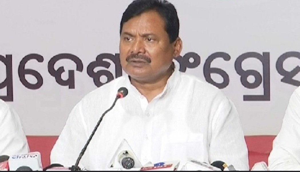 କଂଗ୍ରେସ ଭବନ ଭିତରେ ପିସିସି ସଭାପତିଙ୍କୁ କାଳିମାଡ଼