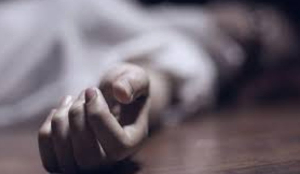 ଗଛରେ ରଶି ଲଗାଇ ଯୁବକଙ୍କ ଆତ୍ମହତ୍ଯା
