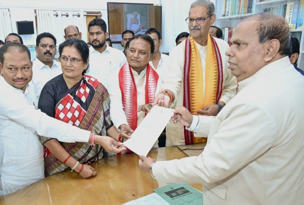 ଭବାନୀ ଭୋଇ ଦାଖଲ କଲେ ଉପବାଚସ୍ପତି ପ୍ରାର୍ଥୀପତ୍ର