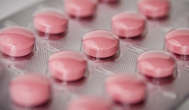 ବଟିକା ଖାଇ ବାନ୍ତି କଲେ ୬୯ ଛାତ୍ରୀ