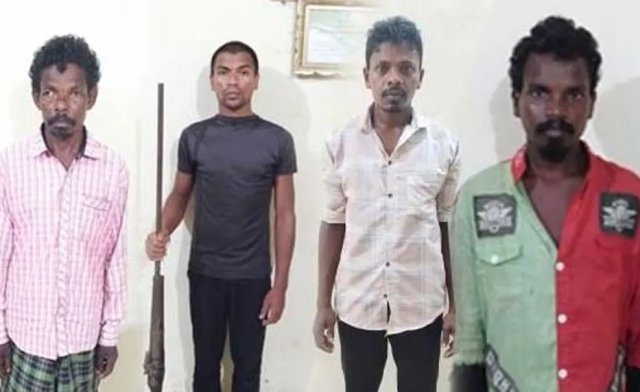 ଅଢ଼େଇ ବର୍ଷ ପରେ ଧରାପଡ଼ିଲେ ୪ ମହାବଳ ଶିକାରୀ