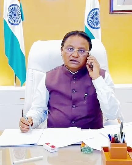 ବାତ୍ୟା ପ୍ରସ୍ତୁତି ନେଇ ମୁଖ୍ୟମନ୍ତ୍ରୀଙ୍କ ସହ ଆଲୋଚନା କଲେ ପ୍ରଧାନମନ୍ତ୍ରୀ ଓ କେନ୍ଦ୍ର ସ୍ଵରାଷ୍ଟ୍ର ମନ୍ତ୍ରୀ