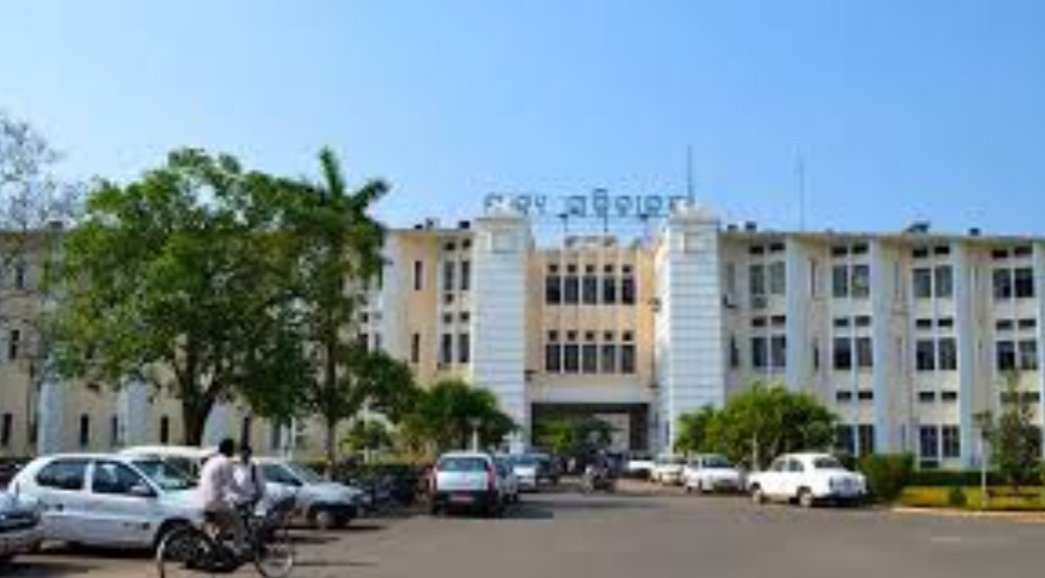  ରାଜ୍ୟରେ ୨୨ ଓଏଏସ୍ ଅଫିସରଙ୍କ ବଦଳି 