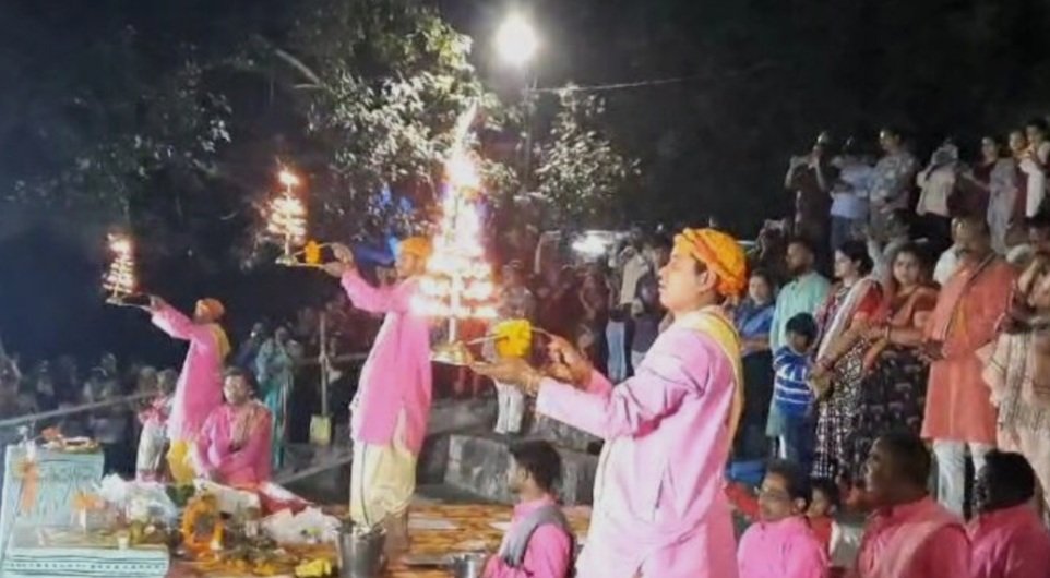 ଚତୁର୍ଦଶ ‘ସଙ୍ଗମ ମହାଆଳତି’ ତ୍ରିବେଣୀ ଘାଟରେ 