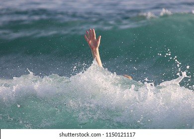 ଗାଧୋଇବା ବେଳେ ସମୁଦ୍ରରେ ବୁଡି ଗଲେ ଯୁବକ