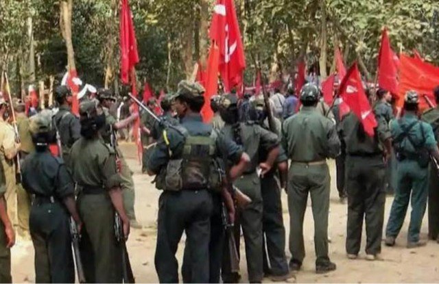 ଗୁପ୍ତ ବୈଠକ କରୁଥିଲେ, ଧରାପଡ଼ିଲେ ୩ ମହିଳା ମାଓବାଦୀ