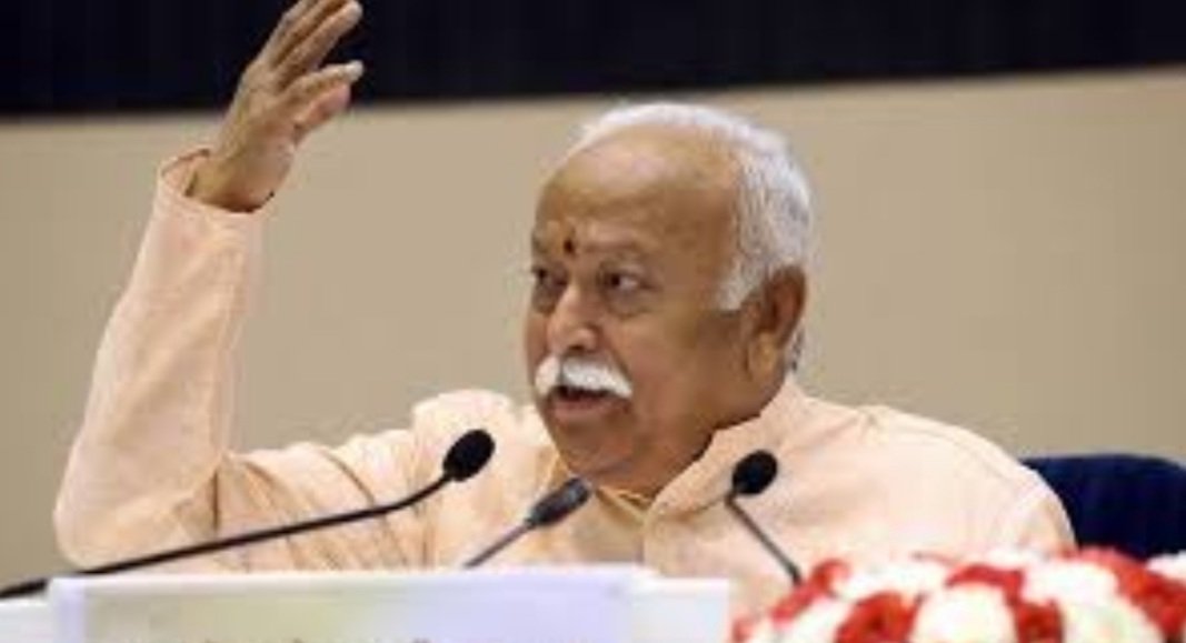 ବିମାନବନ୍ଦରରେ ମୋହନ ଭାଗବତଙ୍କୁ ସ୍ବାଗତ କଲେ ବରିଷ୍ଠ ପଦାଧିକାରୀ