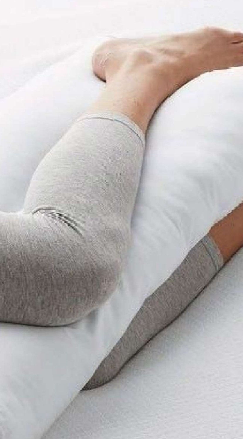 ଗୋଡ଼ ତଳେ ତକିଆ ଦେବାର ରହିଛି ଅନେକ ଫାଇଦା