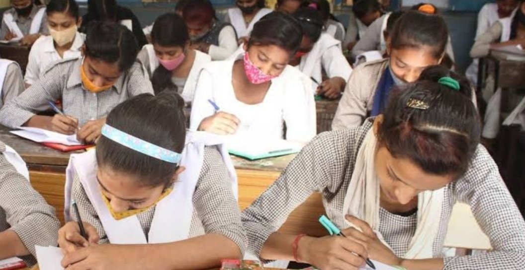 +୨ ପରୀକ୍ଷା: ଆଜିଠୁ ପରୀକ୍ଷା ପରିଚାଳନା ହବ୍‌କୁ ପଠାଯିବ ପ୍ରଶ୍ନପତ୍ର