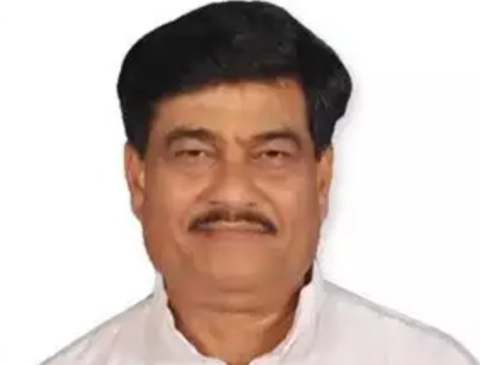 ରଣେନ୍ଦ୍ର ପ୍ରତାପ ସ୍ୱାଇଁଙ୍କୁ ଘେରିଲେ ବିଜେପି କର୍ମୀ 