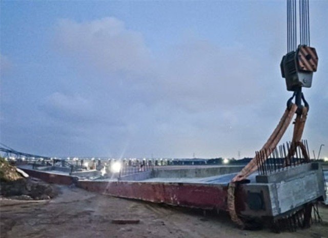 ବ୍ରିଜ୍‌ର ସ୍ଲାବ ଖସି ୩ ଜଣ ଶ୍ରମିକଙ୍କ ମୃତ୍ୟୁ, ୫ ଲକ୍ଷର ଅନୁକମ୍ପା ରାଶି ଘୋଷଣା