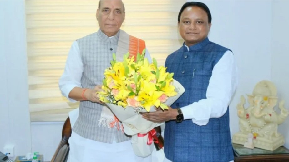 ରାଜନାଥ ସିଂହଙ୍କୁ ଭେଟିଲେ ମୁଖ୍ୟମନ୍ତ୍ରୀ