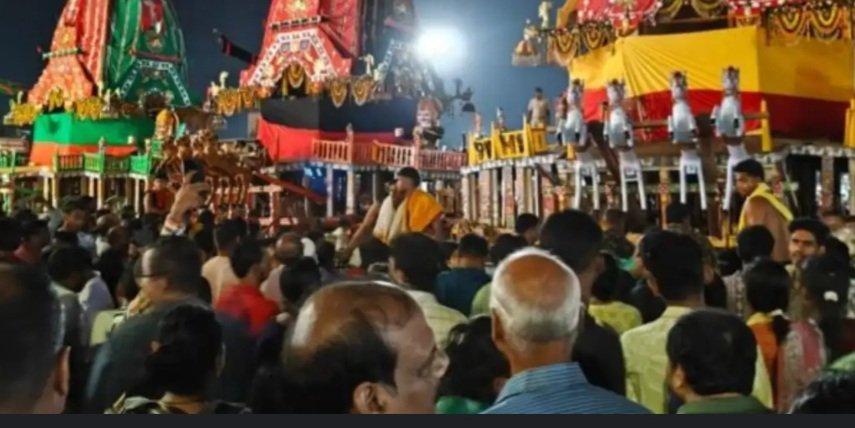 ବଡ଼ ଅଘଟଣ: ଶରଧାବାଲିରେ ରଥ ନିକଟରେ ଦଳାଚକଟା, ୩ ଶ୍ରଦ୍ଧାଳୁ ମୃତ