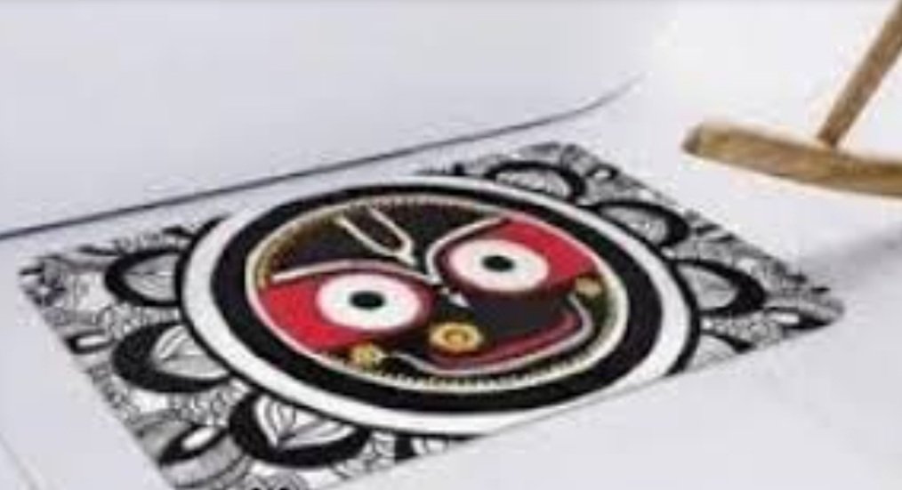  ଜଗନ୍ନାଥପ୍ରେମୀଙ୍କ ମନରେ ଗଭୀର ଆଘାତ, ଗୋଡ଼ ପୋଛାରେ ମହାପ୍ରଭୁଙ୍କ ଛବି