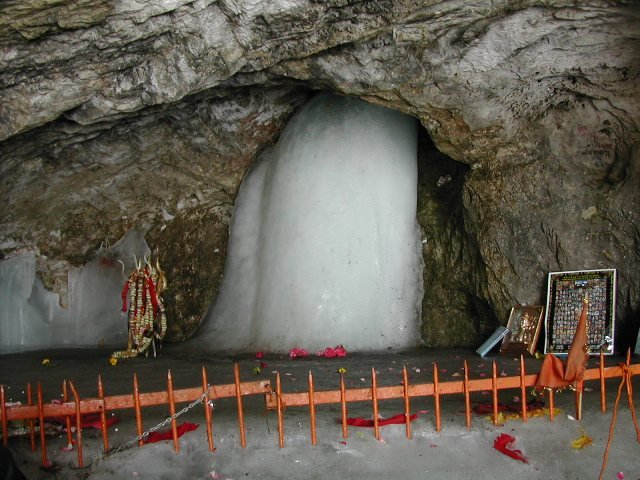 ଭୂସ୍ଖଳନ ପରେ ଅମରନାଥ ଯାତ୍ରା ସ୍ଥଗିତ