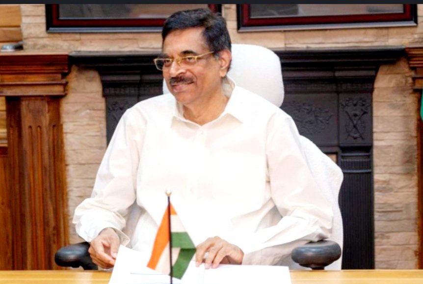ବିଭିନ୍ନ ଯୋଜନାର କାର୍ଯ୍ୟକାରିତା ସମ୍ପର୍କରେ ସମୀକ୍ଷା କଲେ ରାଜ୍ୟପାଳ
