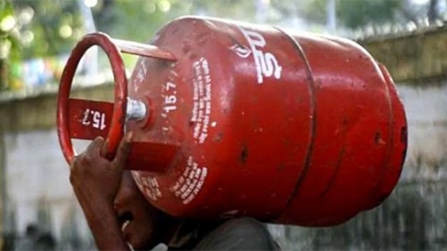 ୨୫ ଲକ୍ଷ ମହିଳାଙ୍କୁ ମାଗଣା ଏଲପିଜି ସଂଯୋଗ