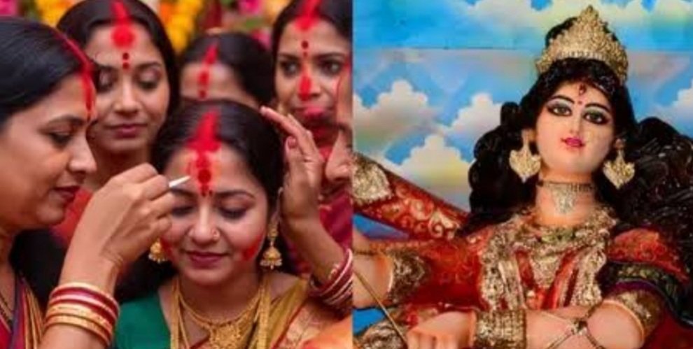 ପୂଜା ମଣ୍ଡପରେ ସିନ୍ଦୂର ଖେଳିଲେ ମହିଳା