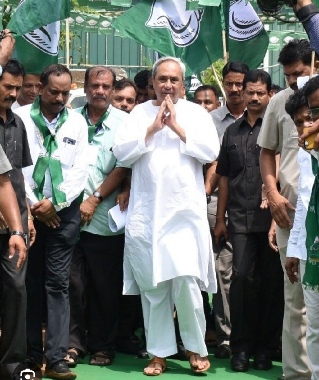 ପିଲାଙ୍କ ସହ ଜନ୍ମ ଦିନ ପାଳନ କରି ଆଶୀର୍ବାଦ କଲେ ନବୀନ 