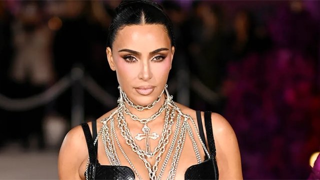 ଛାଡ଼ପତ୍ର ପରେ ମସ୍ତିଷ୍କ ଆନ୍ୟୁରିଜମ୍ ରୋଗରେ ପୀଡିତ କିମ୍‌