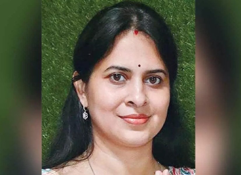 ନାଁ ନନେଇ ଶକ୍ତି ନାନୀ କହି ତେରଛା ବାଣ ମାରିଲେ ଶ୍ରୀମୟୀ