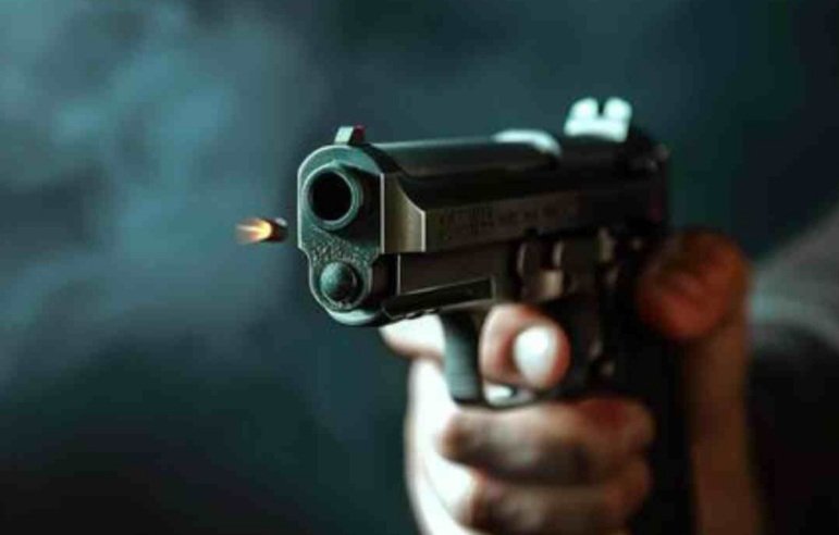 ହର୍ଷଣକାରୀ ଘଟଣା: ବାପାକୁ ଗୁଳି କରି ହତ୍ୟା କଲା ପୁଅ 