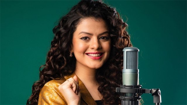 ପିଲାଙ୍କ ପାଇଁ ପାଣ୍ଠି ସଂଗ୍ରହ କରି ଚର୍ଚ୍ଚାରେ ପଲକ, ଗିନିଜ ରେକର୍ଡରେ ନାଁ