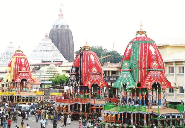 ବାହୁଡ଼ିଲେ ବାହୁଡ଼ାବ୍ରହ୍ମ, ସିଂହଦ୍ୱାରରେ ତିନି ରଥ 