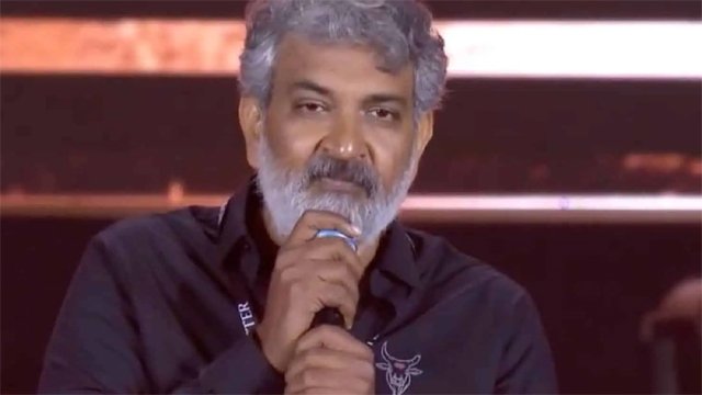 ହନୁମାନଙ୍କ ବିରୋଧରେ କହି ବିବାଦରେ ରାଜାମୌଳୀ