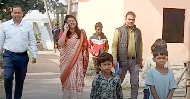 ଛାତ୍ରଙ୍କୁ ବେଡ଼ି ପକାଇବା ଘଟଣା: ପ୍ରଧାନ ଶିକ୍ଷକ-ସହକାରୀ ଶିକ୍ଷକ ନିଲମ୍ବିତ